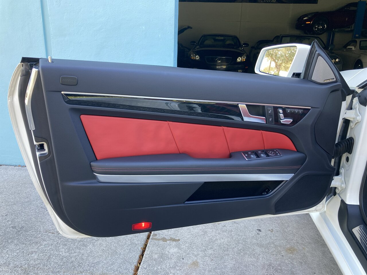 2017 Mercedes-Benz E 550   - Photo 33 - Stuart, FL 34997