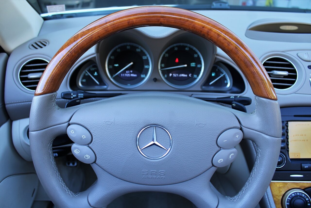 2008 Mercedes-Benz SL 550   - Photo 24 - Stuart, FL 34997