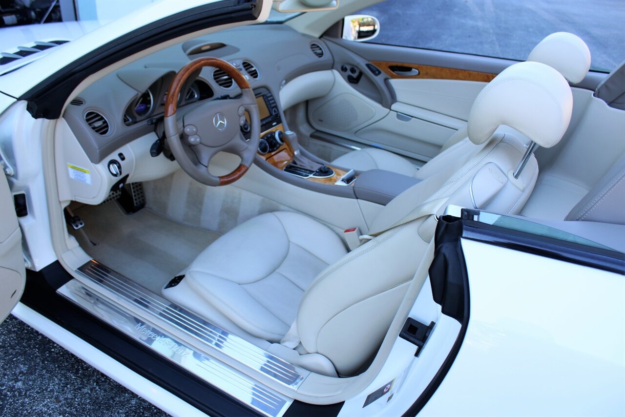 2008 Mercedes-Benz SL 550   - Photo 15 - Stuart, FL 34997