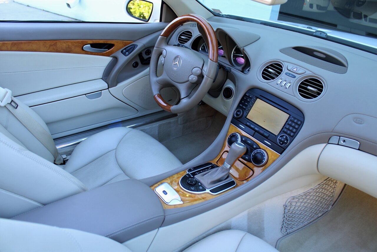 2008 Mercedes-Benz SL 550   - Photo 2 - Stuart, FL 34997