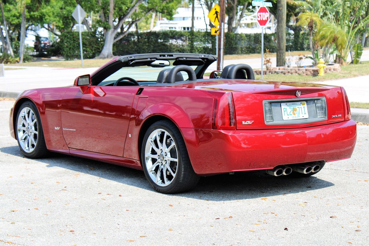 2008 Cadillac XLR-V   - Photo 12 - Stuart, FL 34997