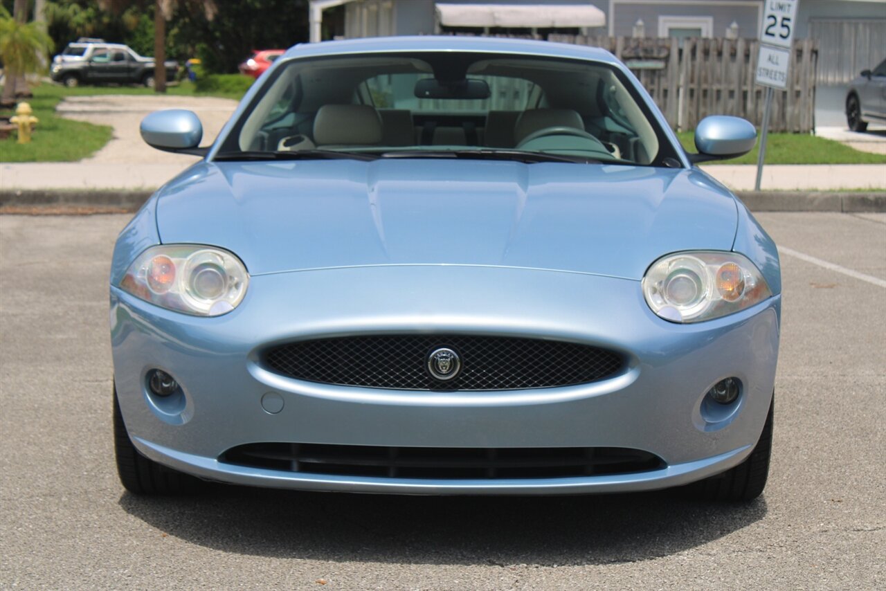 2008 Jaguar XK   - Photo 8 - Stuart, FL 34997