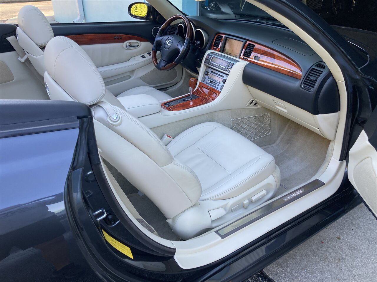 2008 Lexus SC 430 - Photo 17 - Stuart, FL 34997