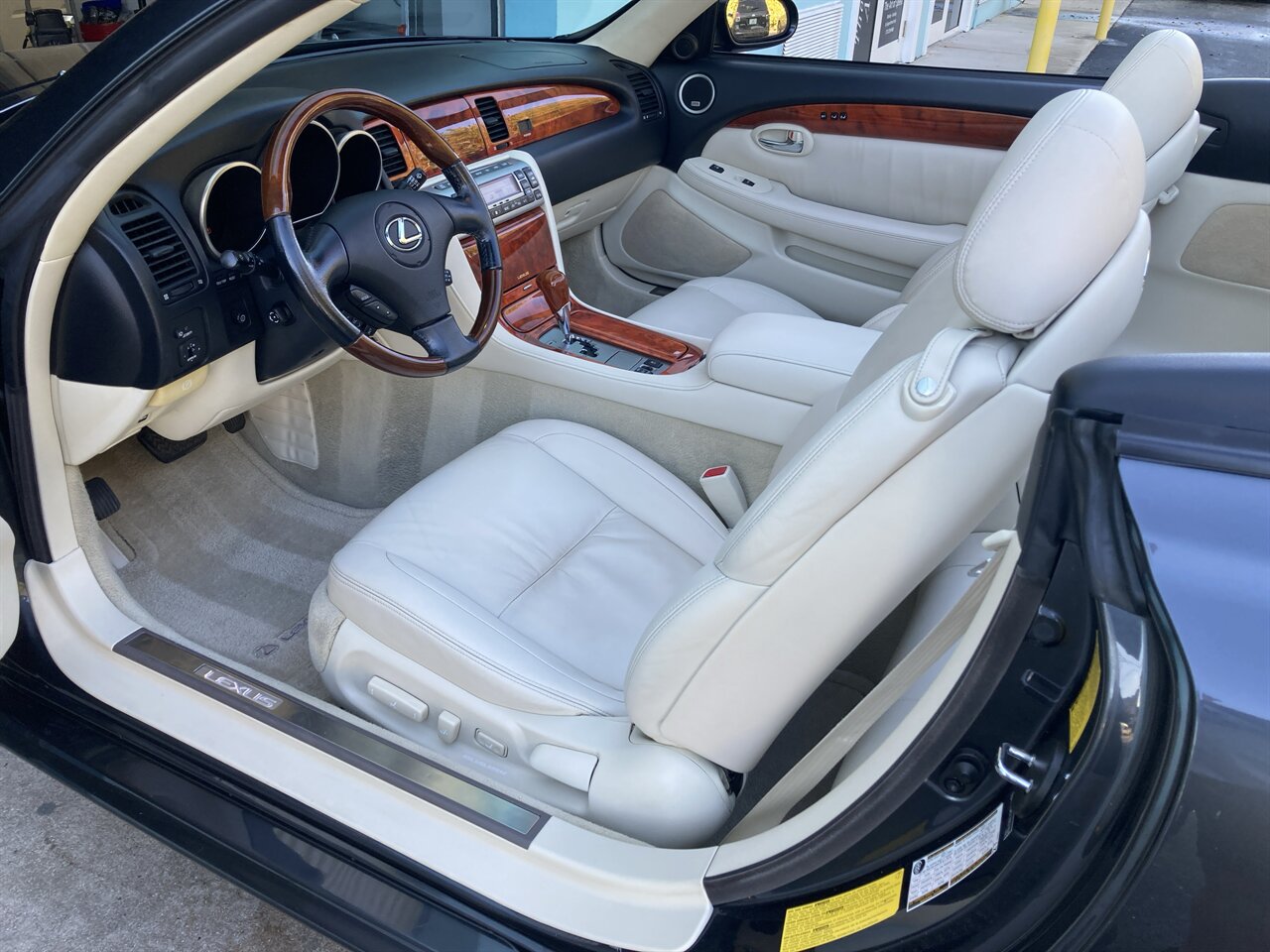 2008 Lexus SC 430 - Photo 14 - Stuart, FL 34997