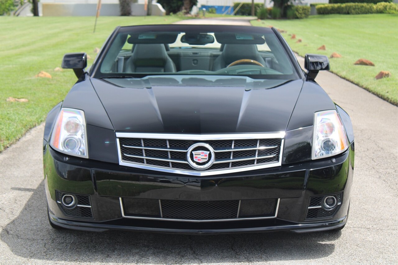 2009 Cadillac XLR Platinum   - Photo 9 - Stuart, FL 34997