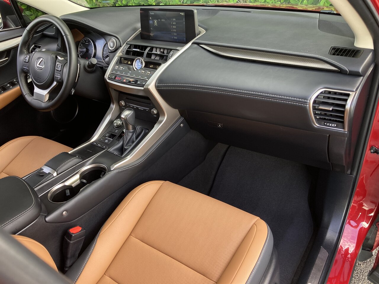 2021 Lexus NX 300   - Photo 23 - Stuart, FL 34997