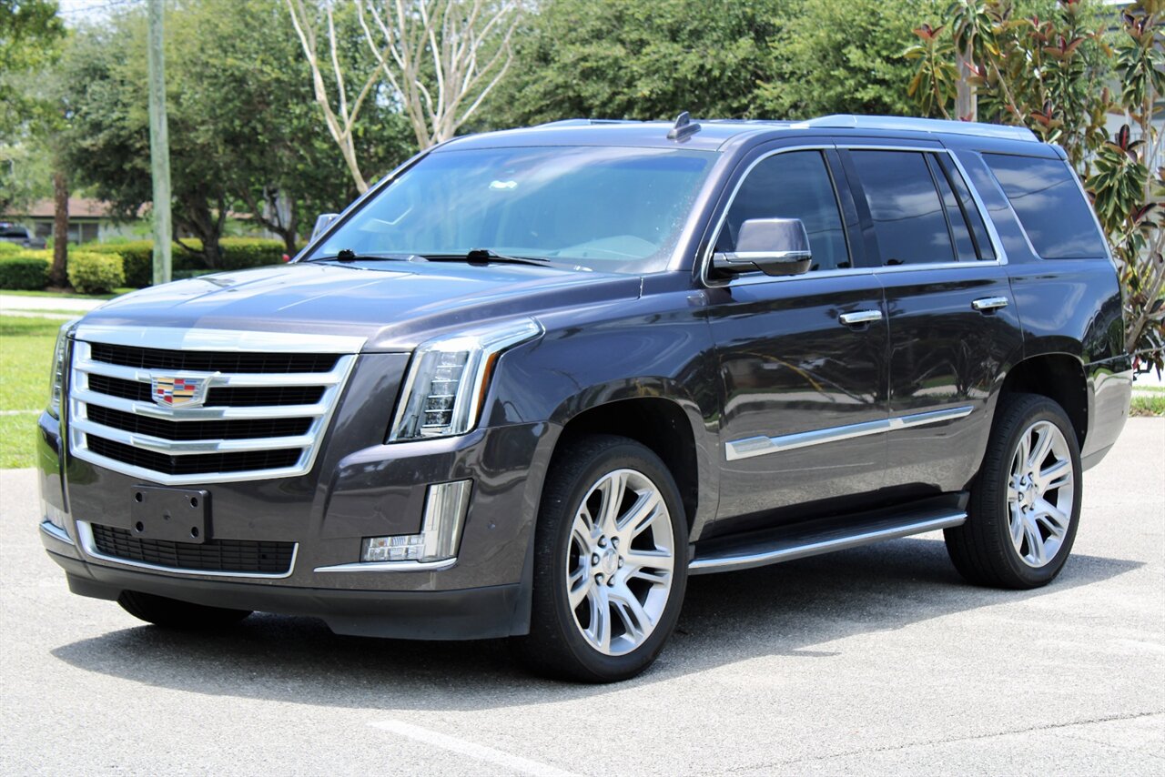 2018 Cadillac Escalade Luxury   - Photo 11 - Stuart, FL 34997