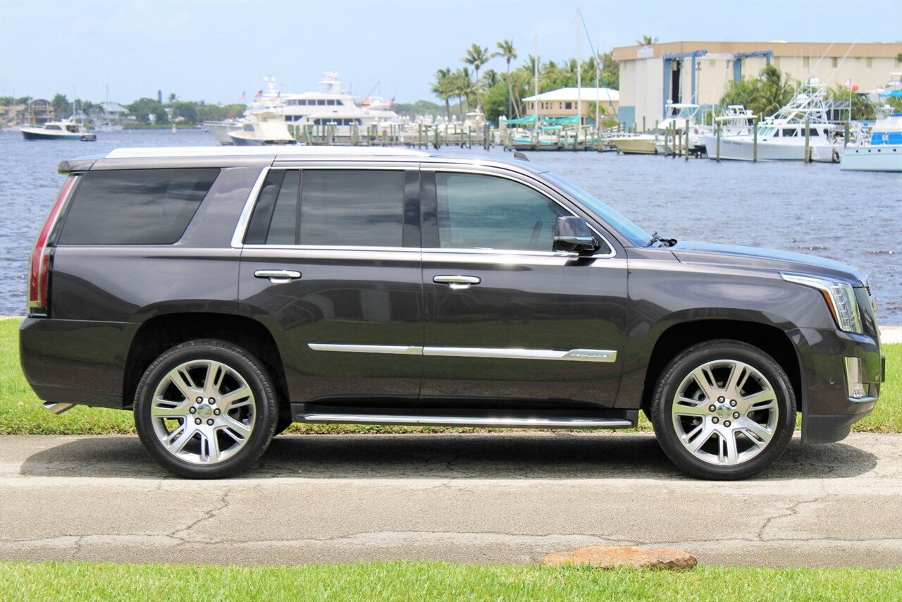 2018 Cadillac Escalade Luxury   - Photo 7 - Stuart, FL 34997