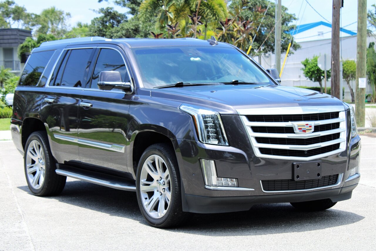 2018 Cadillac Escalade Luxury   - Photo 10 - Stuart, FL 34997