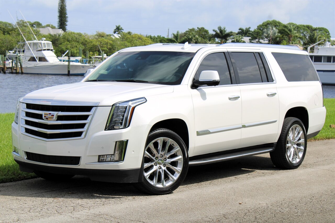 2019 Cadillac Escalade ESV Luxury   - Photo 1 - Stuart, FL 34997