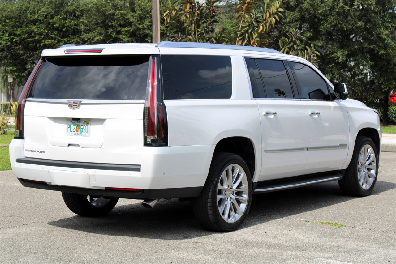 2019 Cadillac Escalade ESV Luxury   - Photo 13 - Stuart, FL 34997