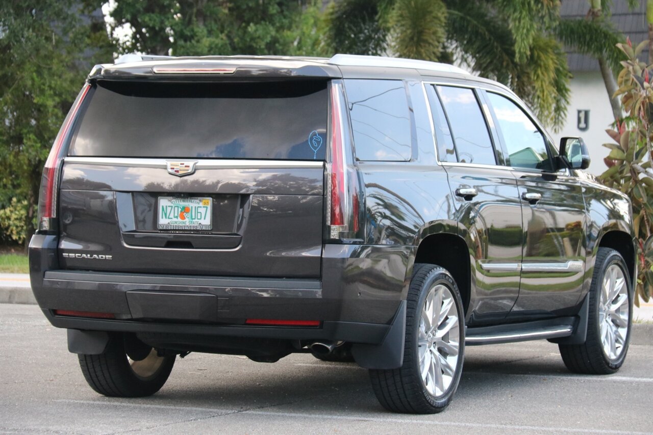 2018 Cadillac Escalade Luxury - Photo 13 - Stuart, FL 34997