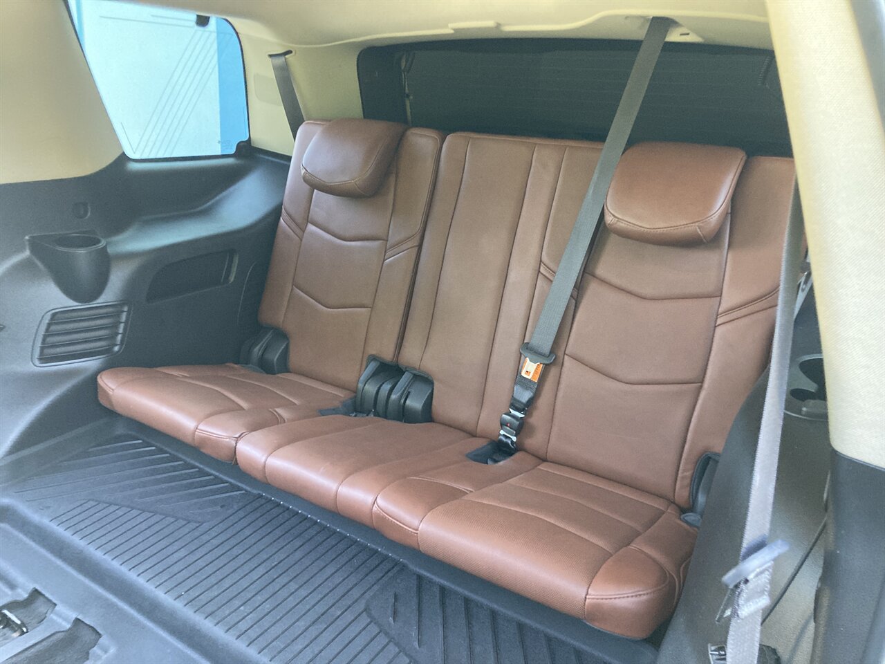 2018 Cadillac Escalade Luxury - Photo 18 - Stuart, FL 34997