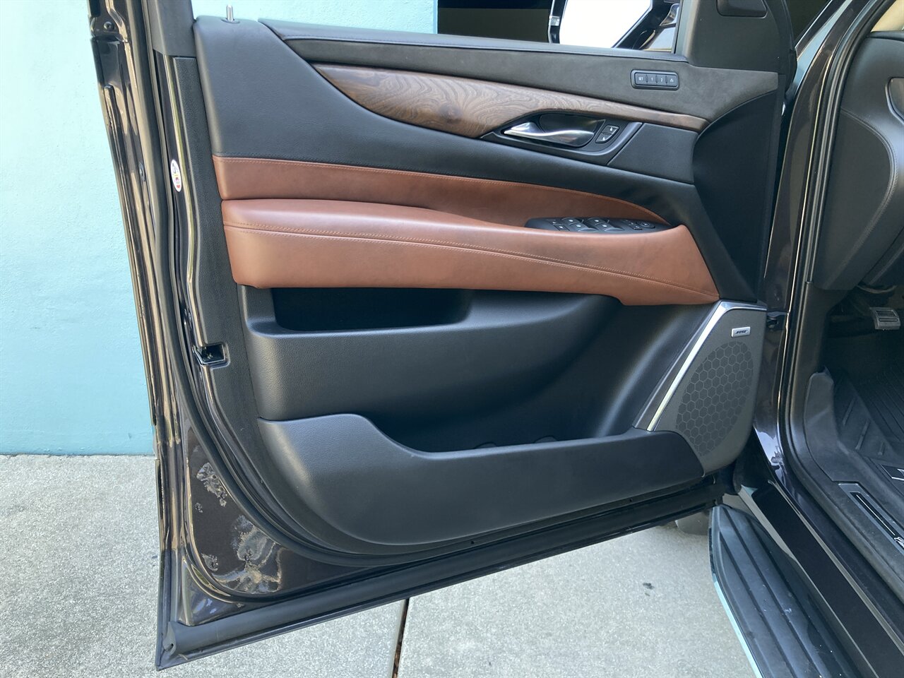 2018 Cadillac Escalade Luxury - Photo 36 - Stuart, FL 34997