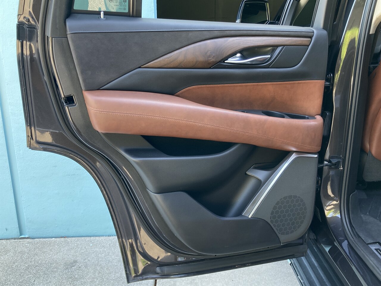 2018 Cadillac Escalade Luxury - Photo 38 - Stuart, FL 34997
