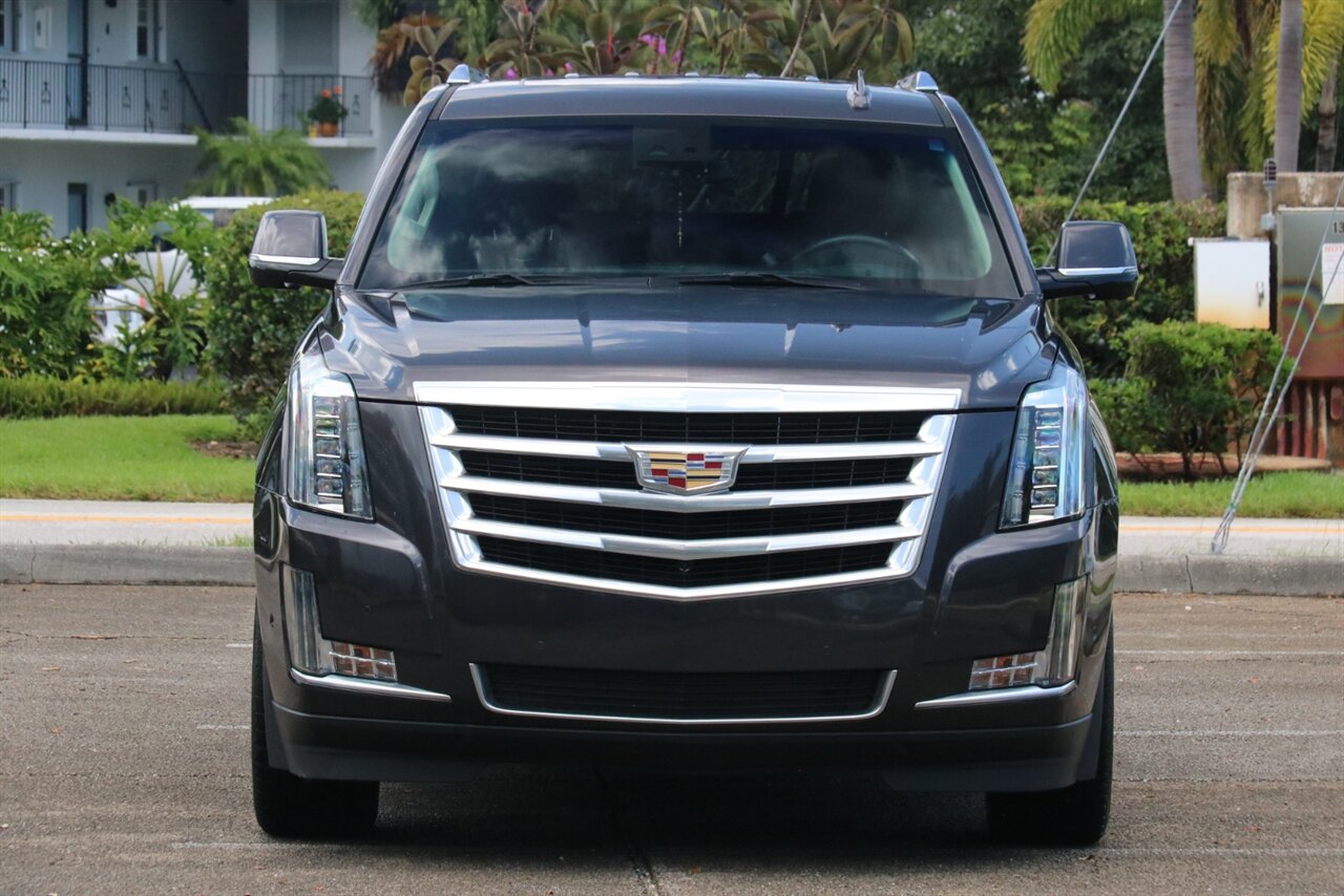 2018 Cadillac Escalade Luxury - Photo 8 - Stuart, FL 34997