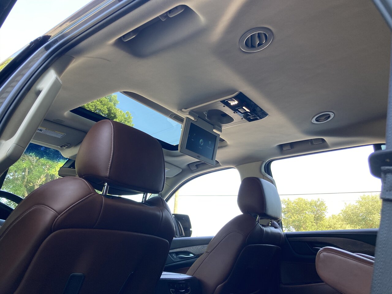 2018 Cadillac Escalade Luxury - Photo 33 - Stuart, FL 34997