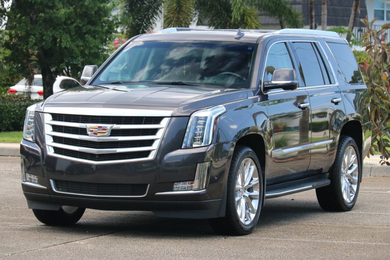 2018 Cadillac Escalade Luxury - Photo 11 - Stuart, FL 34997