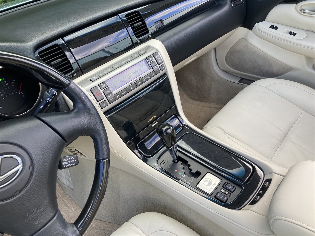 2004 Lexus SC 430 - Photo 24 - Stuart, FL 34997