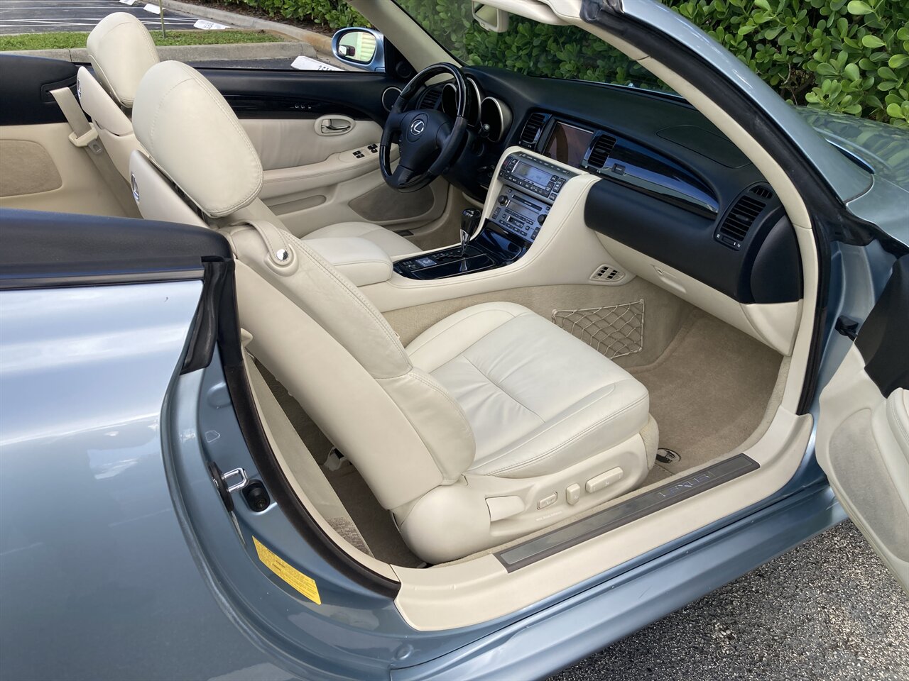 2004 Lexus SC 430 - Photo 17 - Stuart, FL 34997