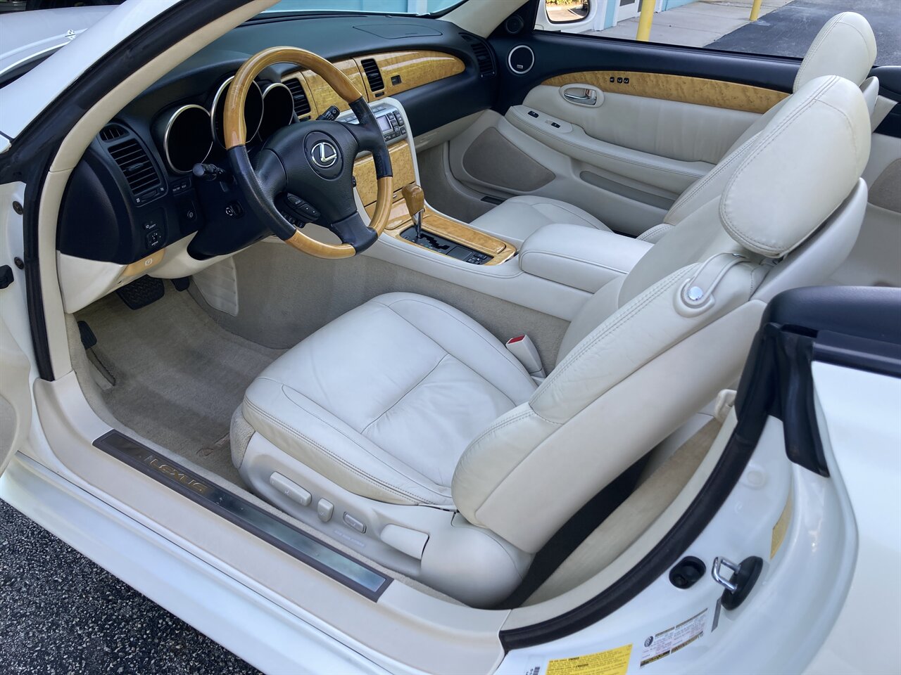 2005 Lexus SC 430   - Photo 14 - Stuart, FL 34997