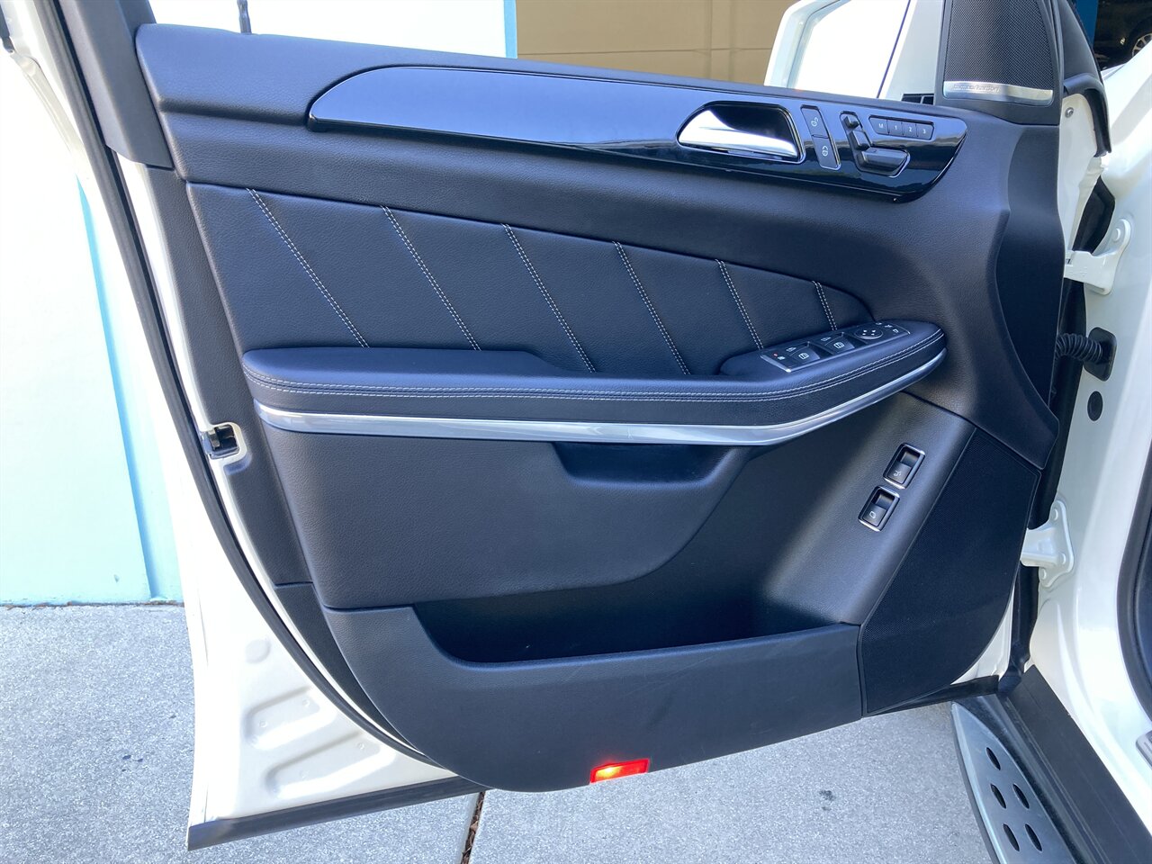 2014 Mercedes-Benz GL 550 4MATIC - Photo 39 - Stuart, FL 34997