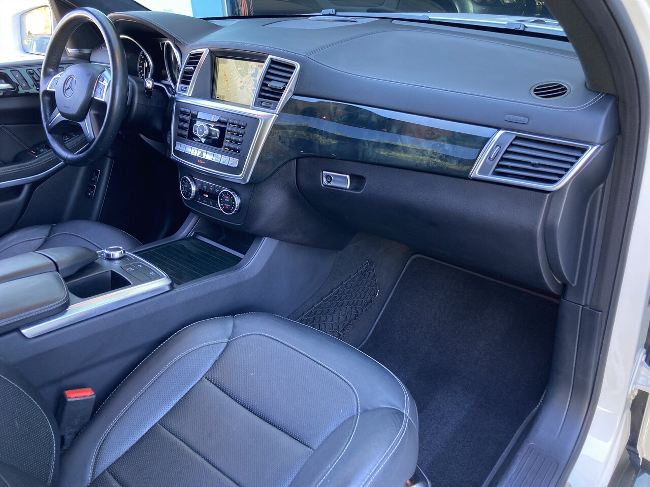 2014 Mercedes-Benz GL 550 4MATIC - Photo 25 - Stuart, FL 34997
