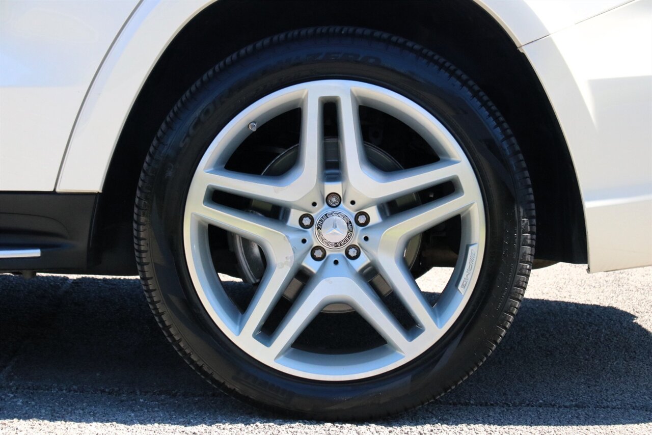 2014 Mercedes-Benz GL 550 4MATIC - Photo 49 - Stuart, FL 34997