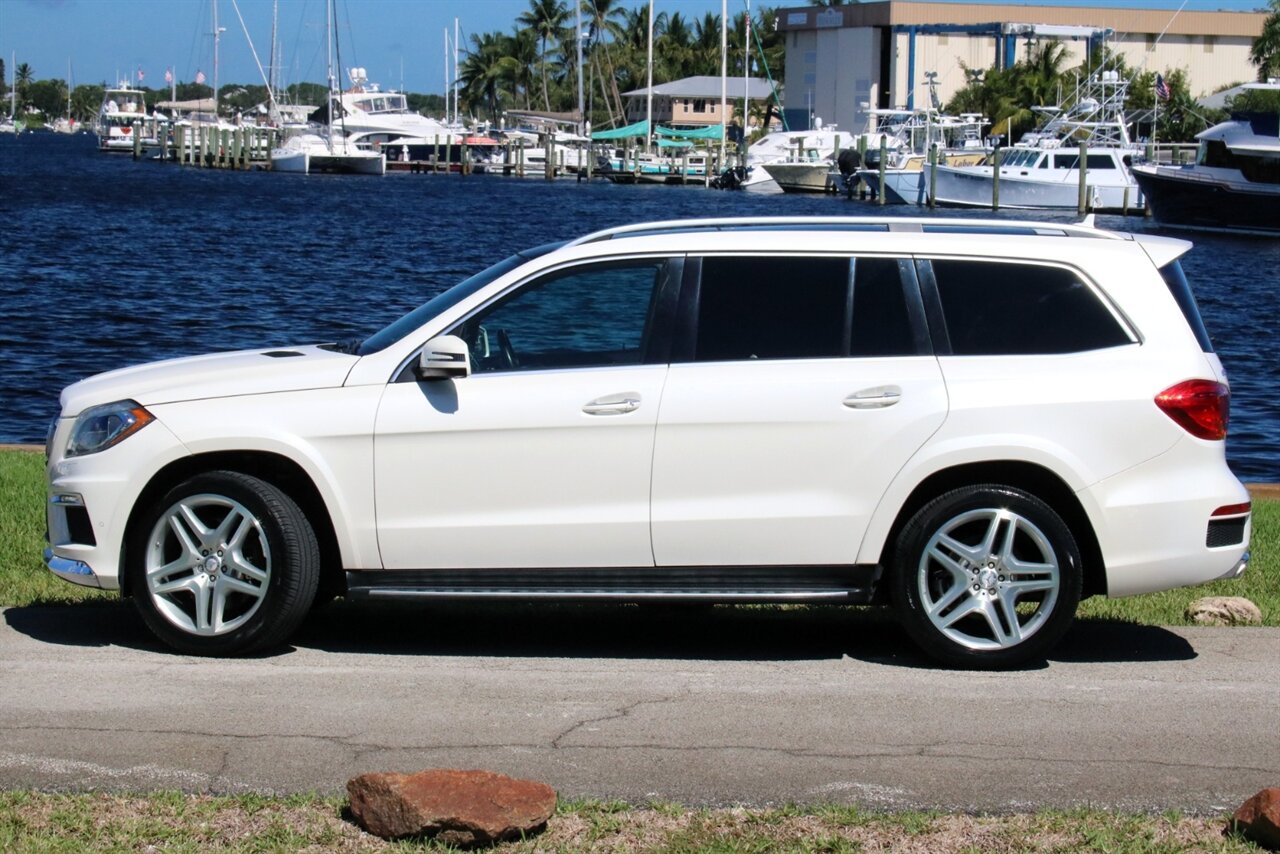 2014 Mercedes-Benz GL 550 4MATIC - Photo 6 - Stuart, FL 34997