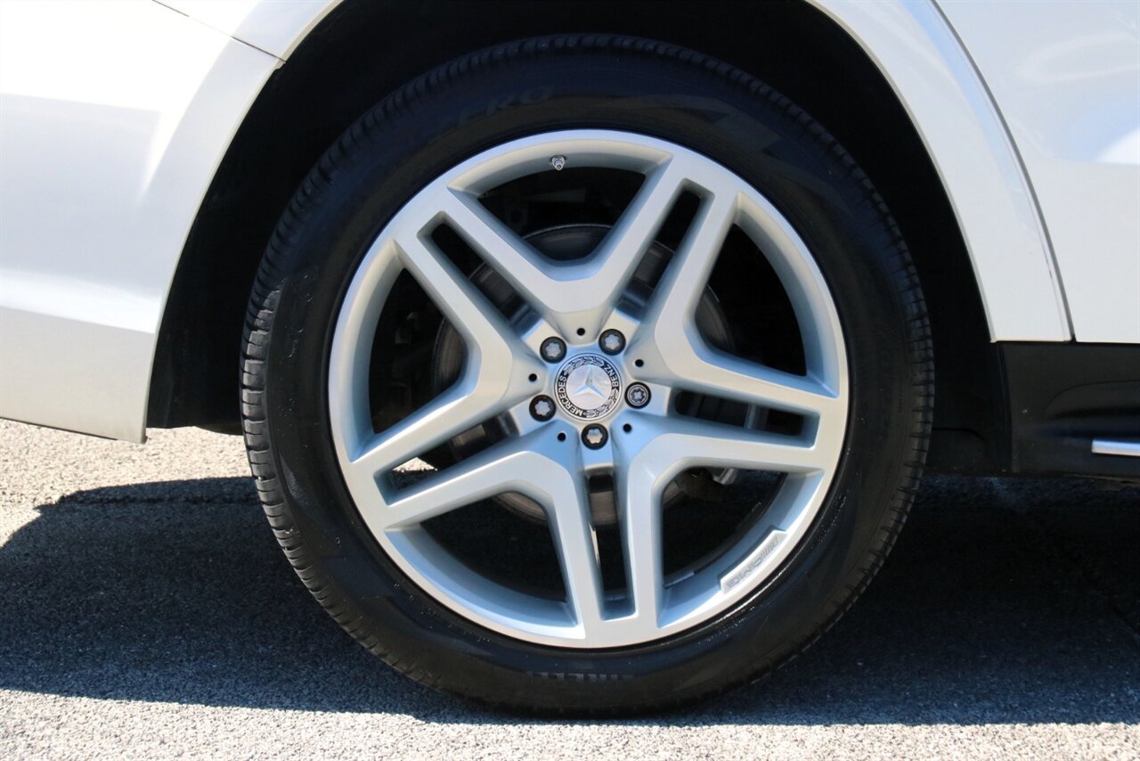 2014 Mercedes-Benz GL 550 4MATIC - Photo 50 - Stuart, FL 34997