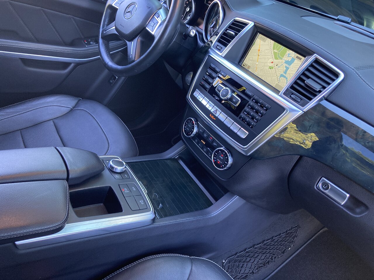 2014 Mercedes-Benz GL 550 4MATIC - Photo 35 - Stuart, FL 34997