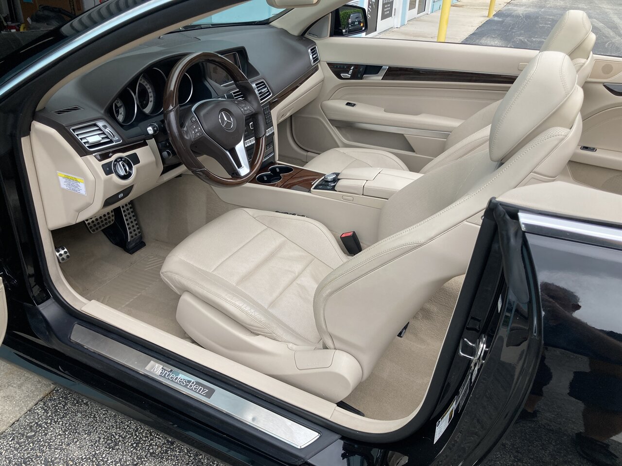 2014 Mercedes-Benz E 550 - Photo 14 - Stuart, FL 34997