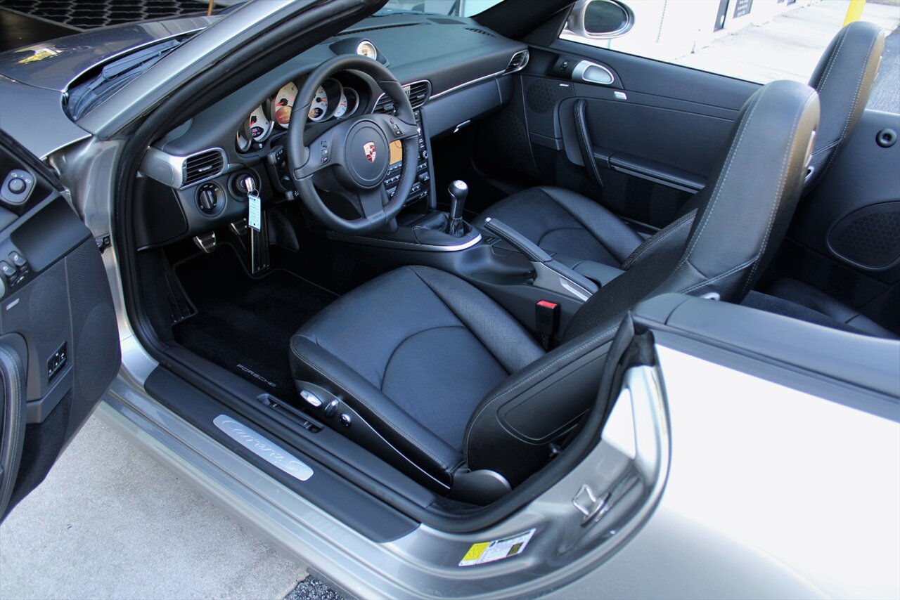 2012 Porsche 911 Carrera S 6 Speed Manual Transmission   - Photo 19 - Stuart, FL 34997