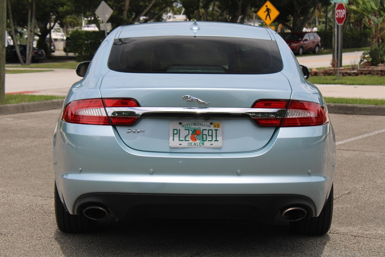 2013 Jaguar XF 2.0T   - Photo 9 - Stuart, FL 34997