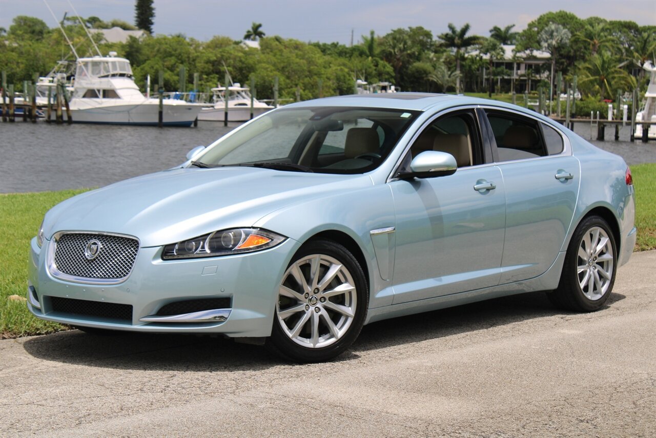 2013 Jaguar XF 2.0T   - Photo 1 - Stuart, FL 34997