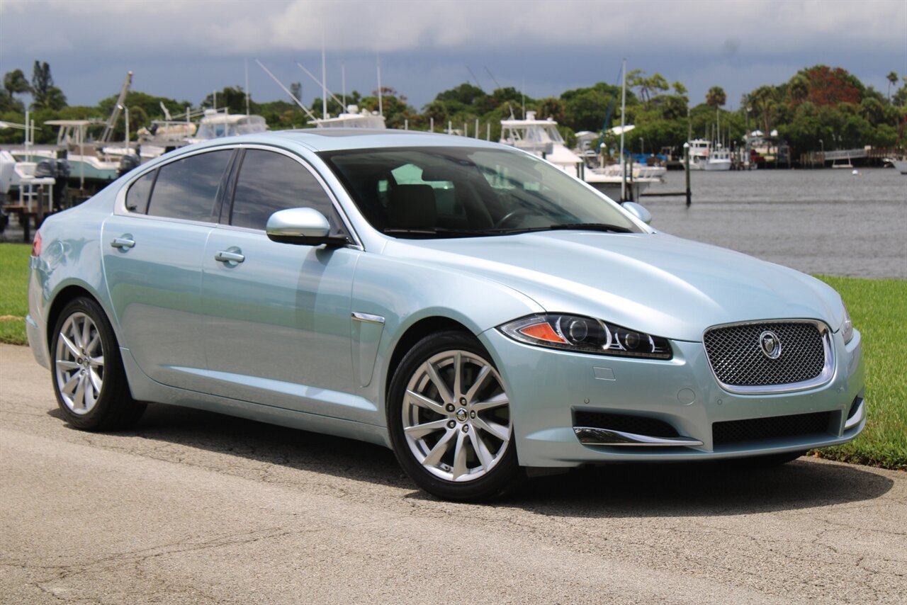 2013 Jaguar XF 2.0T   - Photo 4 - Stuart, FL 34997