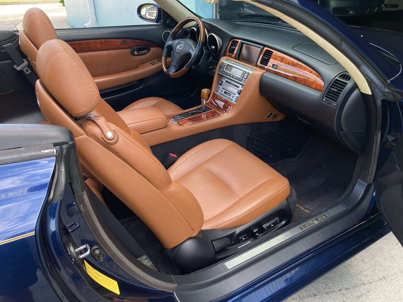 2005 Lexus SC 430   - Photo 17 - Stuart, FL 34997