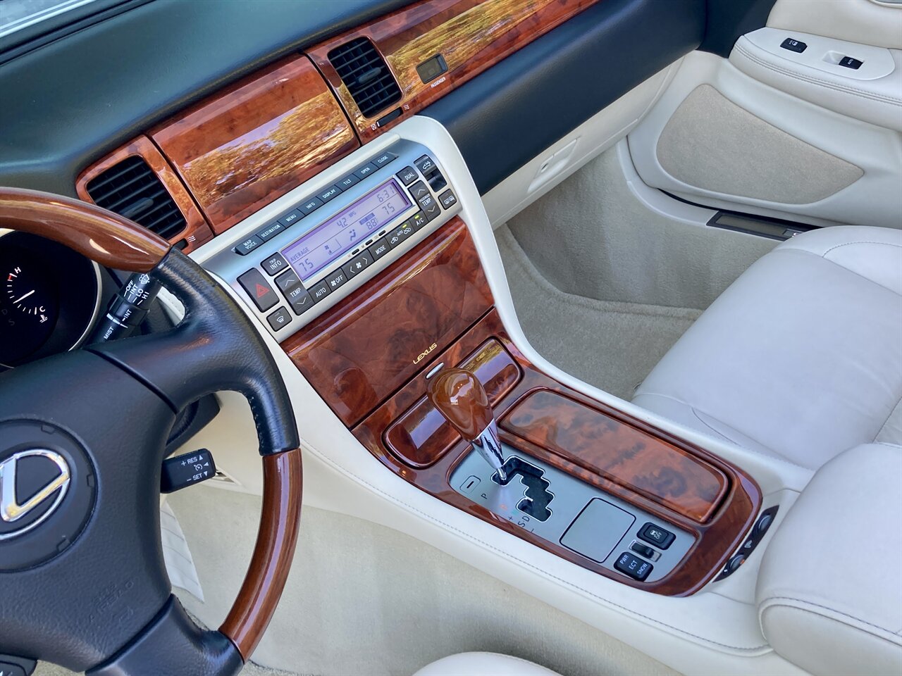 2009 Lexus SC 430   - Photo 21 - Stuart, FL 34997