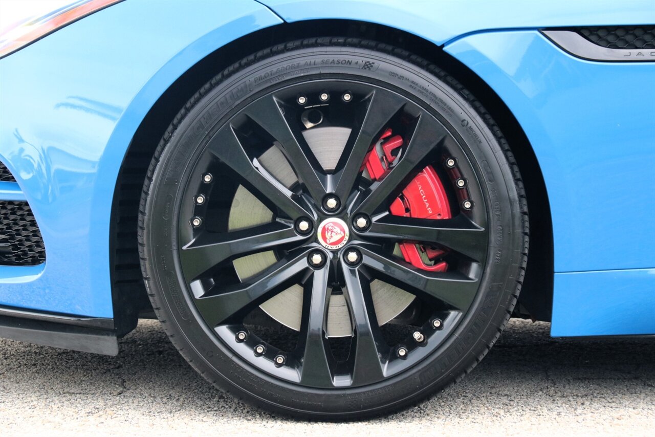 2019 Jaguar F-TYPE R - Photo 36 - Stuart, FL 34997