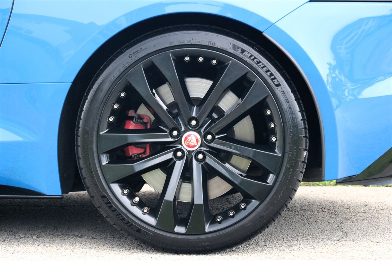 2019 Jaguar F-TYPE R - Photo 37 - Stuart, FL 34997