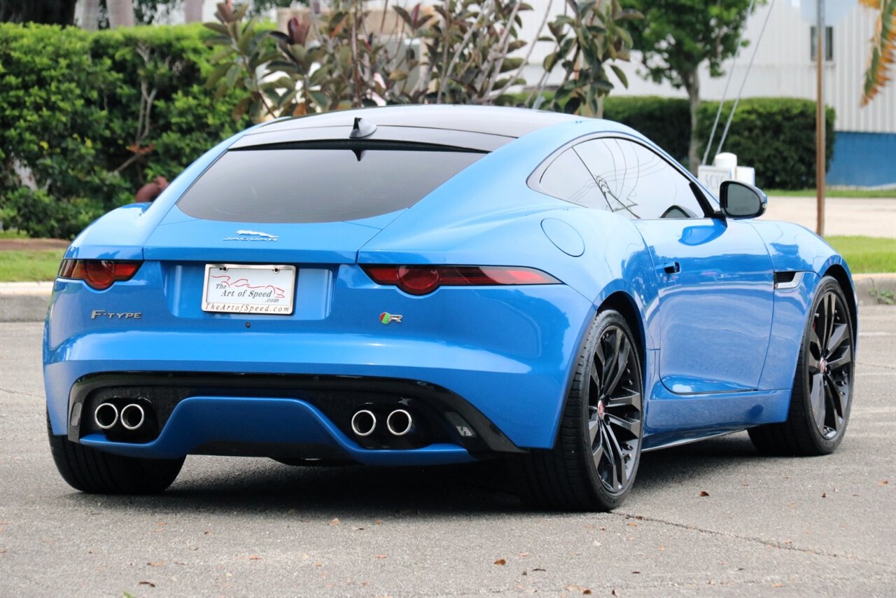 2019 Jaguar F-TYPE R - Photo 13 - Stuart, FL 34997