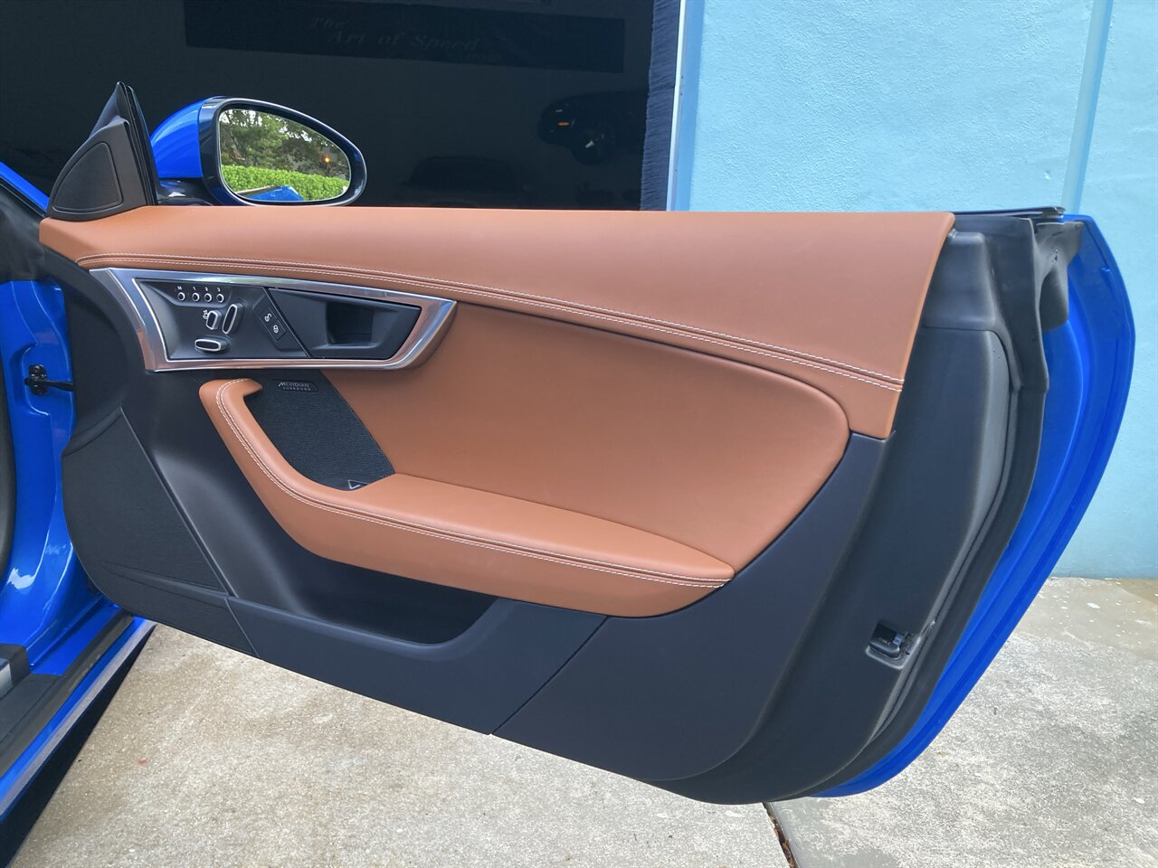 2019 Jaguar F-TYPE R - Photo 31 - Stuart, FL 34997