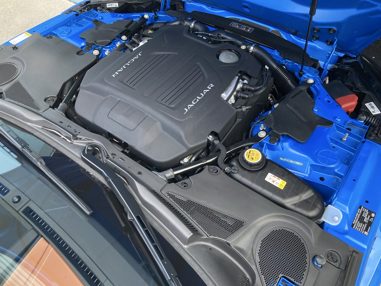 2019 Jaguar F-TYPE R - Photo 34 - Stuart, FL 34997
