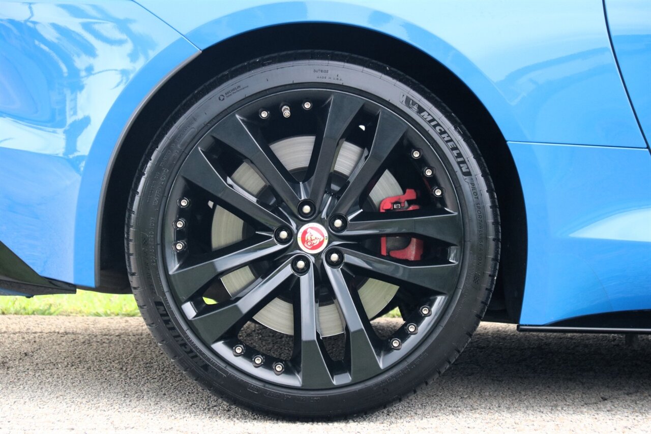 2019 Jaguar F-TYPE R - Photo 38 - Stuart, FL 34997