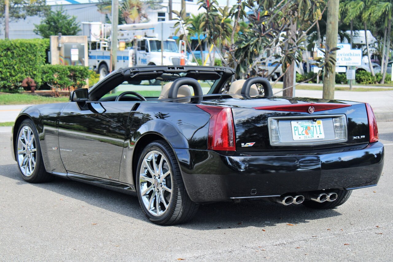 2008 Cadillac XLR-V   - Photo 11 - Stuart, FL 34997