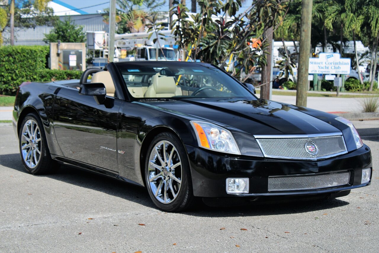 2008 Cadillac XLR-V   - Photo 9 - Stuart, FL 34997