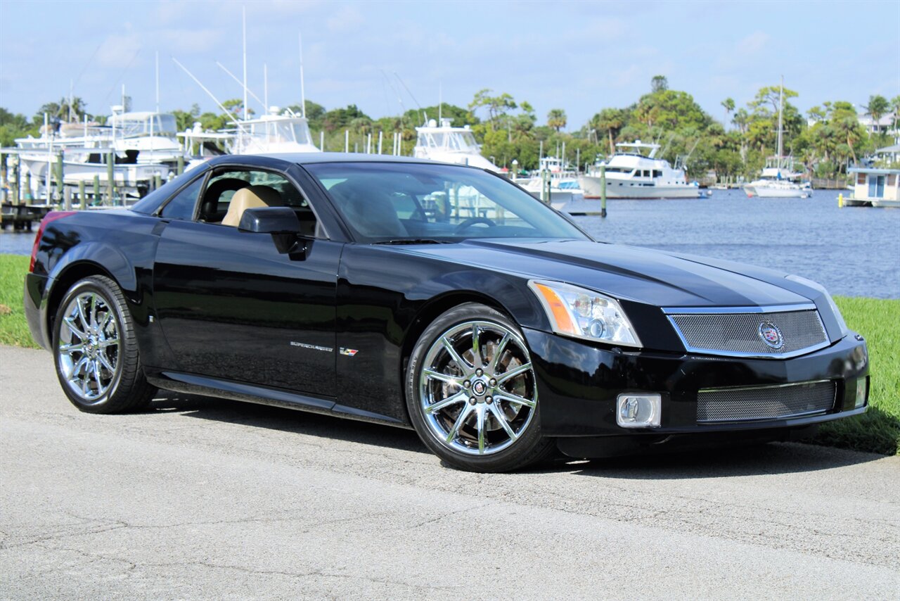 2008 Cadillac XLR-V   - Photo 3 - Stuart, FL 34997