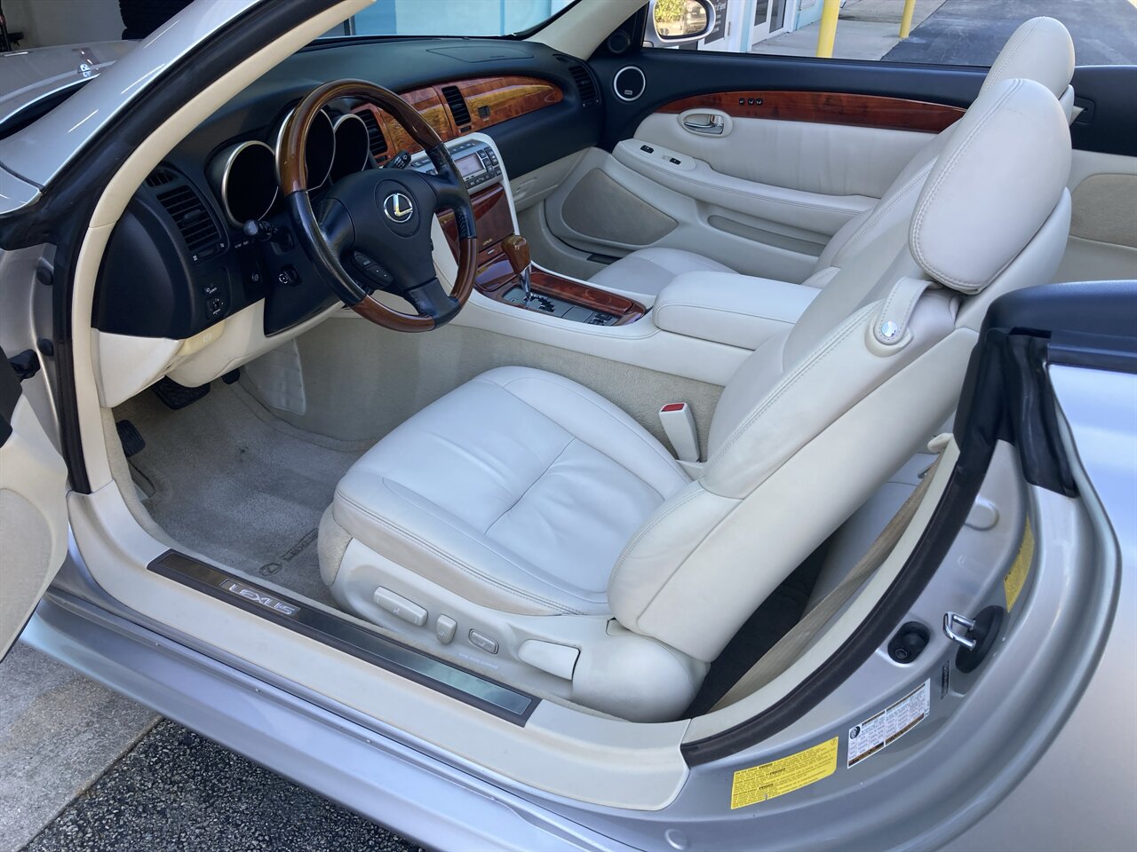 2008 Lexus SC 430 - Photo 14 - Stuart, FL 34997