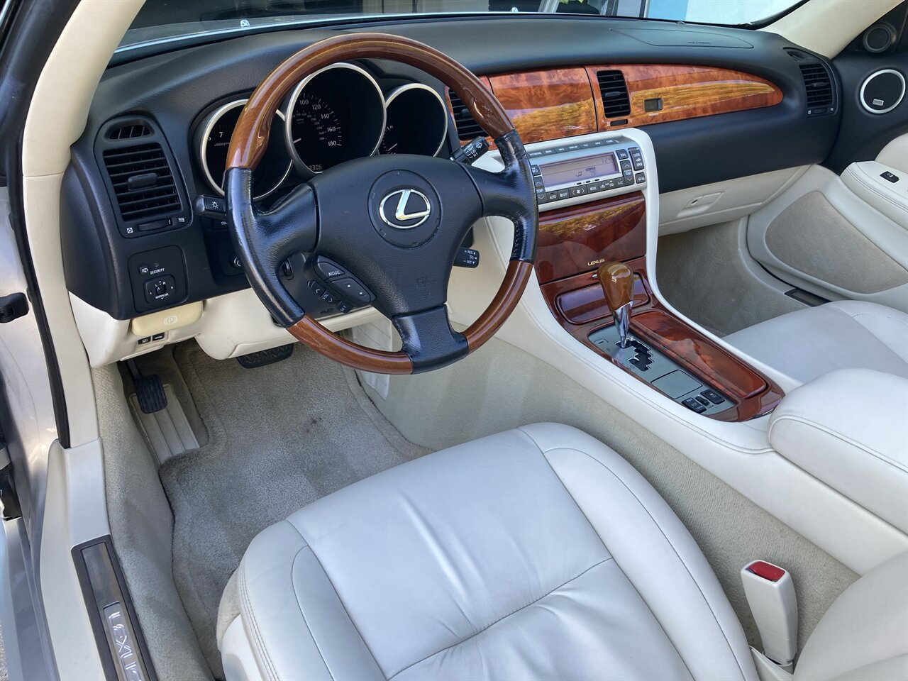 2008 Lexus SC 430 - Photo 18 - Stuart, FL 34997