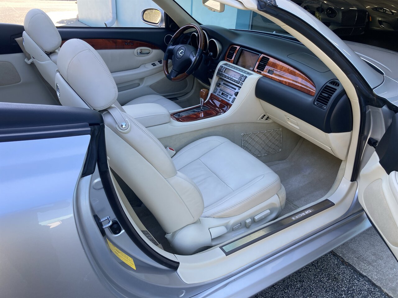 2008 Lexus SC 430 - Photo 17 - Stuart, FL 34997